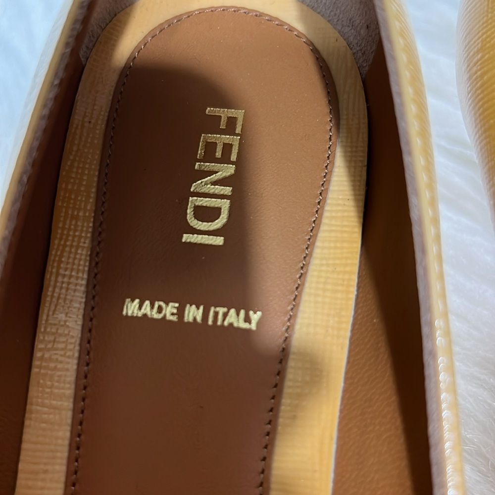 Fendi Heels ๐ - Picture 4 of 17